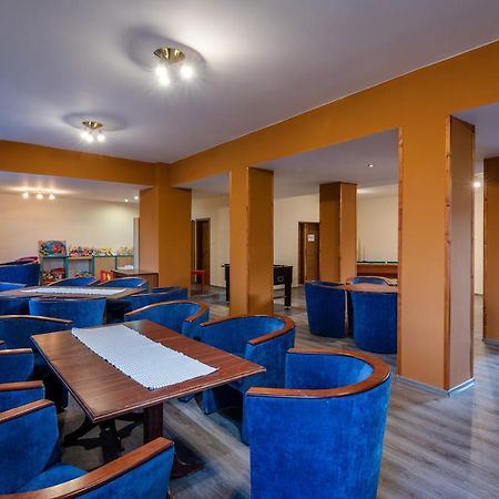 Hotel Poludnica Ліптовський Мікулаш Екстер'єр фото