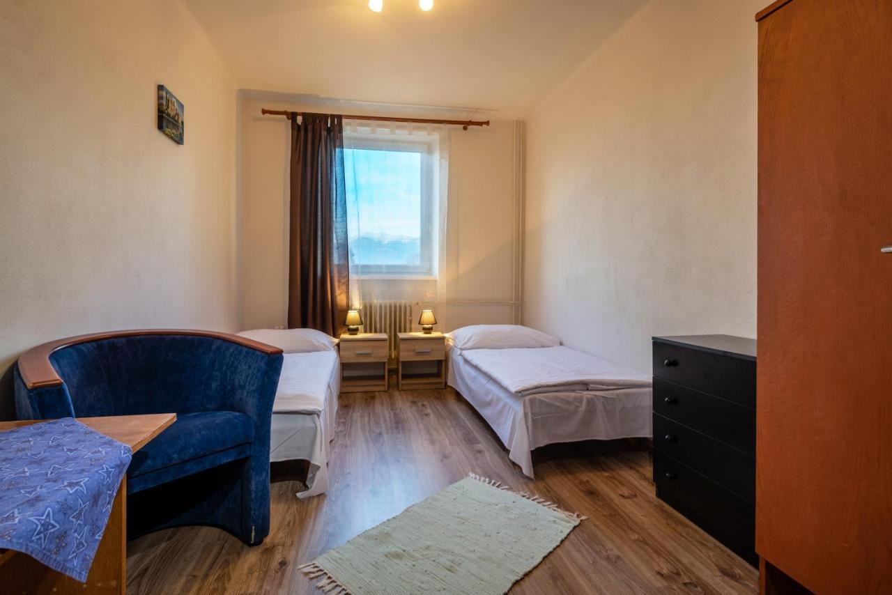 Hotel Poludnica Ліптовський Мікулаш Екстер'єр фото